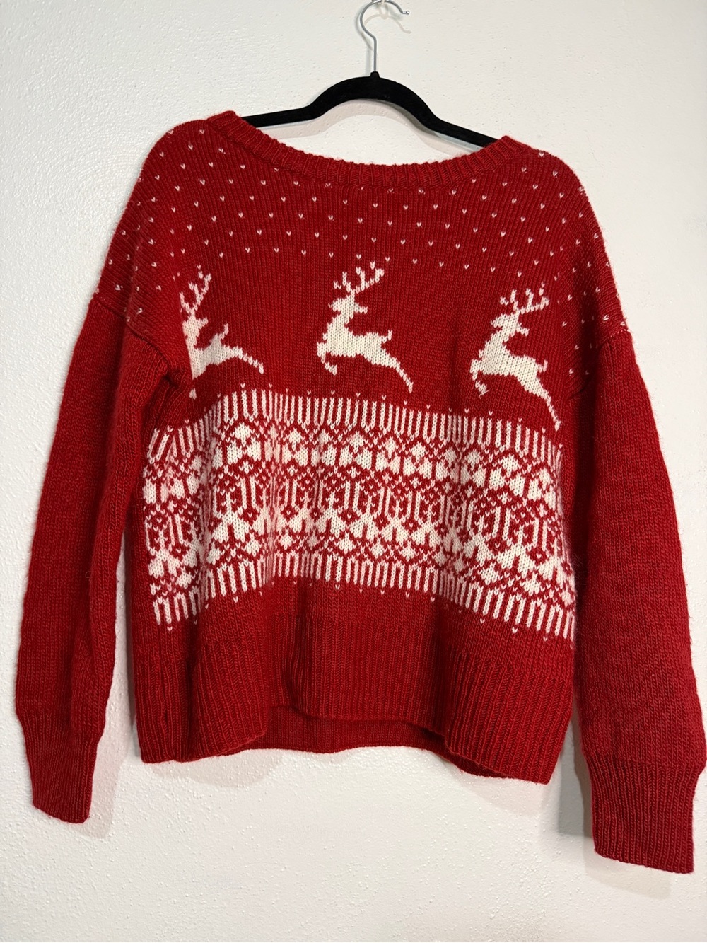 Yet Again Red Holiday Reindeer Knit Sweater - Women. Sz M.